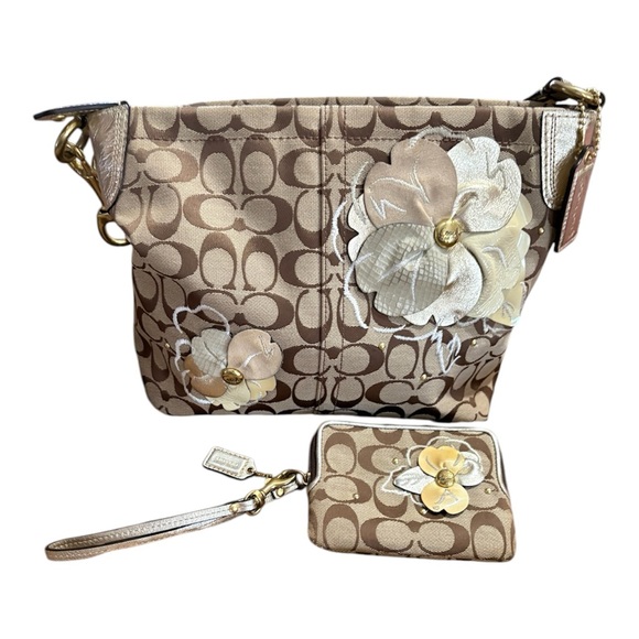 Coach Handbags - COACH Bleeker purse and wristlet
